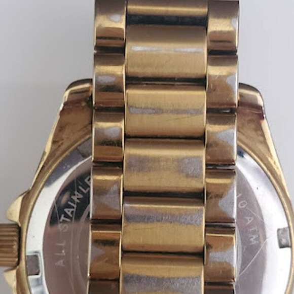 Michael Kors Women's Blair Champagne Dial Gold Tone Watch with crystals MK5639 - Picture 8 of 9